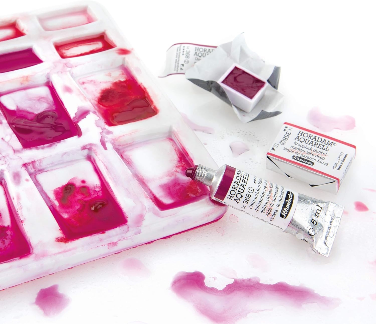 Schmincke – HORADAM® AQUARELL Premium color box with 24 finest watercolors, porcelain palette, 74524097, wooden box, 24 x 1/1 pans, Onetz(12 x 1/1 pans)
